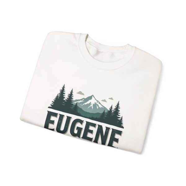 Eugene Oregon: College Town Vibes, Outdoor Adventure Nature Unisex Heavy Blend™ Crewneck Sweatshirt