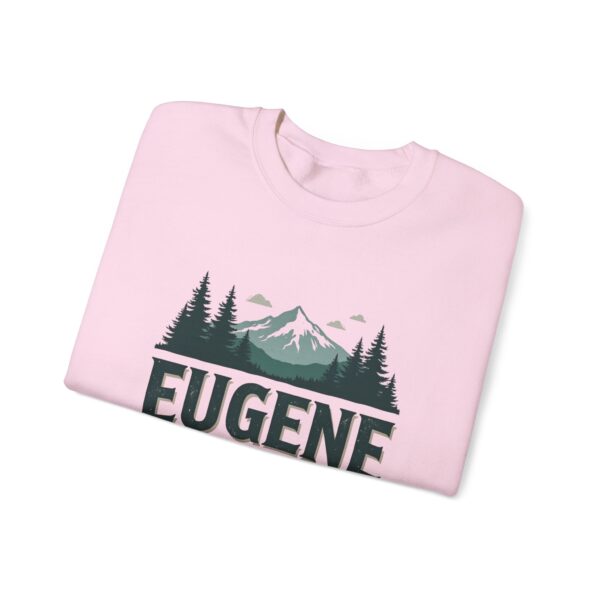 Eugene Oregon: College Town Vibes, Outdoor Adventure Nature Unisex Heavy Blend™ Crewneck Sweatshirt
