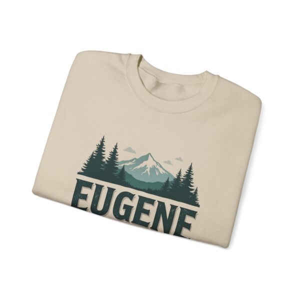 Eugene Oregon: College Town Vibes, Outdoor Adventure Nature Unisex Heavy Blend™ Crewneck Sweatshirt