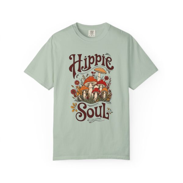 Hippie Soul Mushrooms: Psychedelic Boho Nature Vibes T-Shirt