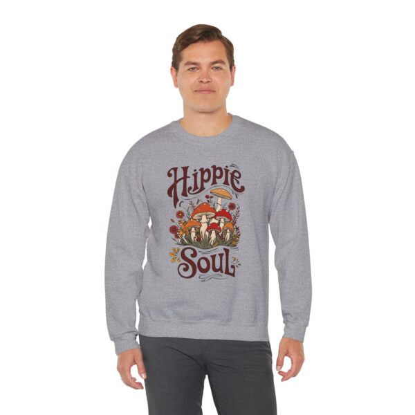 Hippie Soul Mushrooms: Psychedelic Boho Nature Vibes T-Shirt Unisex Heavy Blend™ Crewneck Sweatshirt