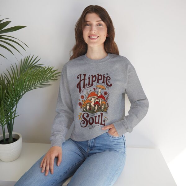 Hippie Soul Mushrooms: Psychedelic Boho Nature Vibes T-Shirt Unisex Heavy Blend™ Crewneck Sweatshirt