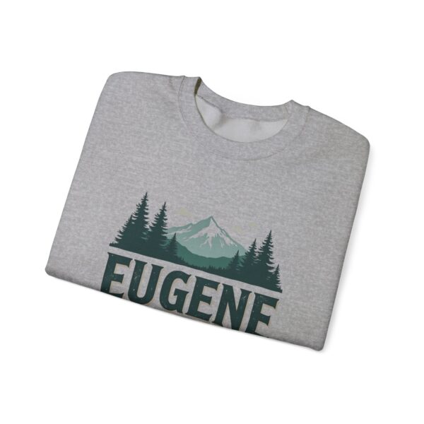 Eugene Oregon: College Town Vibes, Outdoor Adventure Nature Unisex Heavy Blend™ Crewneck Sweatshirt